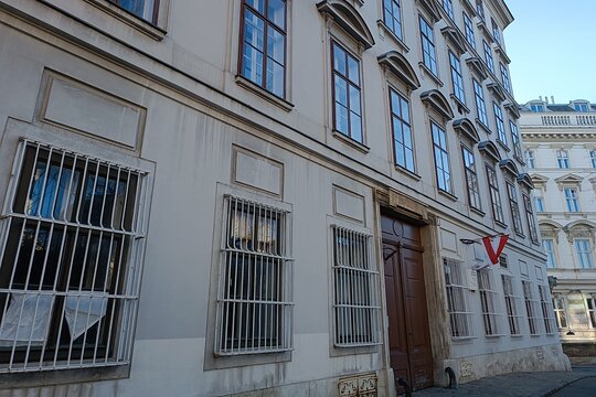 Tour image 12
